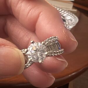 Beautiful Sterling CZ  Ring Size 7.5💖✨